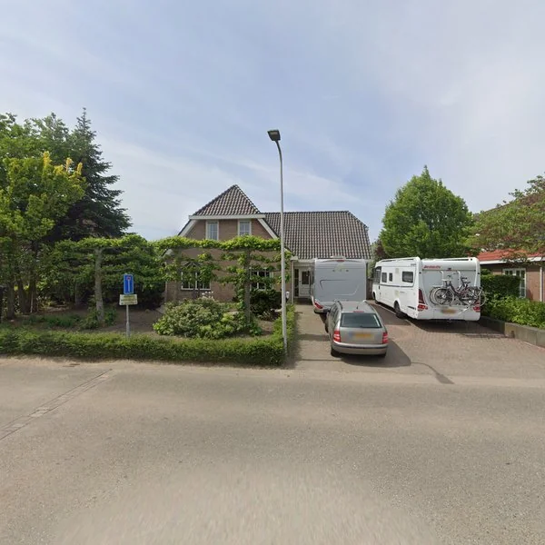 Straatbeeld van Dorpsweg 6, 3223BH Hellevoetsluis
