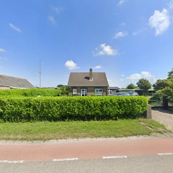 Straatbeeld van Dorpsweg 63, 3227AG Oudenhoorn