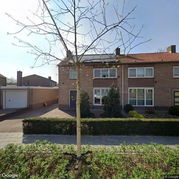 Straatbeeld van Dr. Arntzstraat 20, 5451AJ Mill