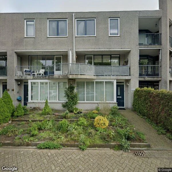 Straatbeeld van Dr. Ir. Vondelingpark 13, 6716EL Ede