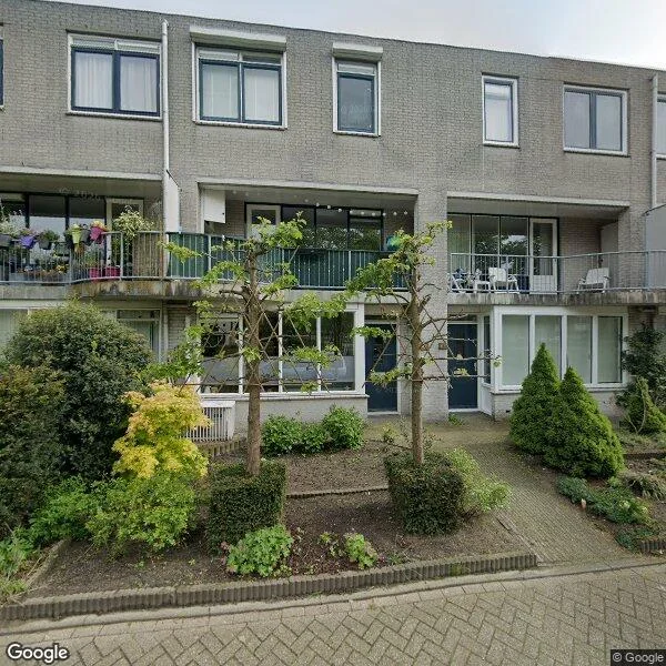 Straatbeeld van Dr. Ir. Vondelingpark 7, 6716EL Ede
