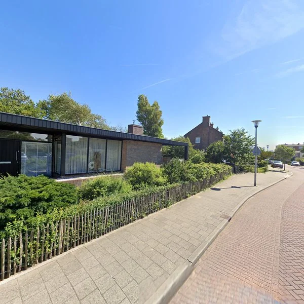 Straatbeeld van Dr Jac P Thijsseweg 22, 2041BM Zandvoort