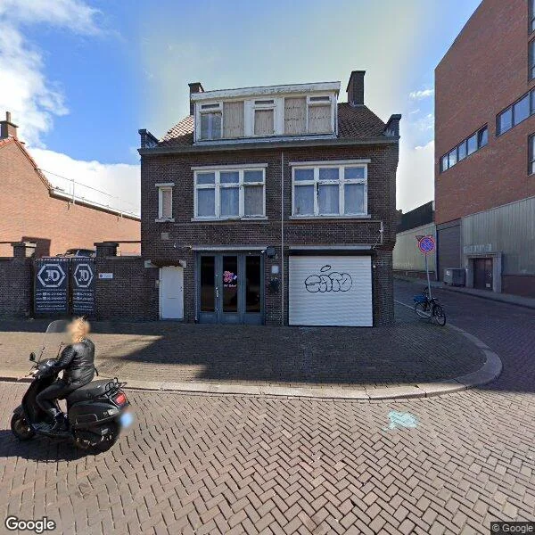 Straatbeeld van Dr. Lelykade 196E, 2583CN Den Haag
