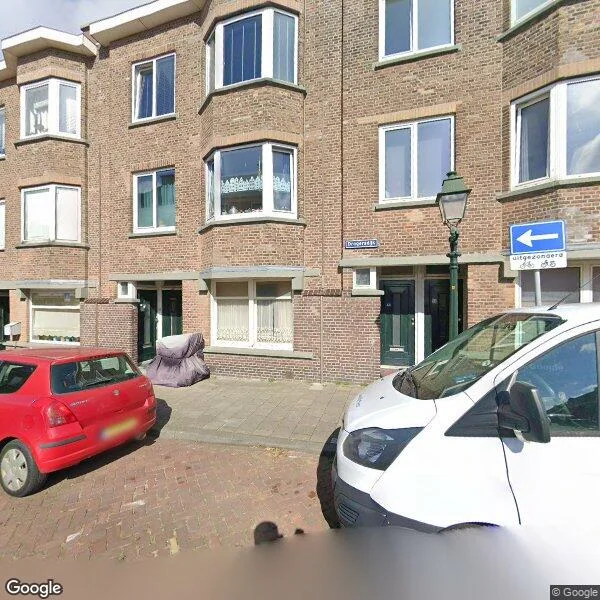 Straatbeeld van Drogersdijk 38, 2584SX Den Haag