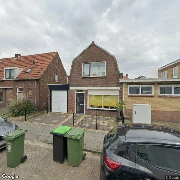 Straatbeeld van Ds. Jan Scharpstraat 10, 4571GX Axel