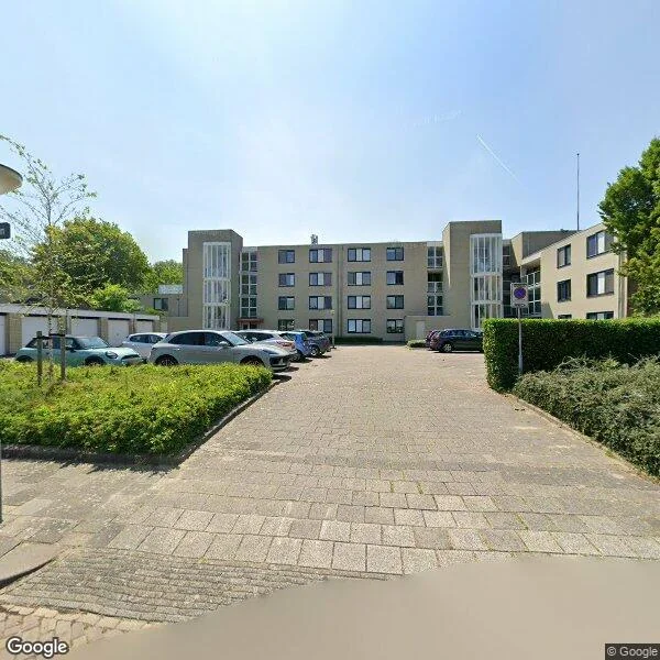 Straatbeeld van Dubbelsteynlaan Oost 190, 3319EG Dordrecht