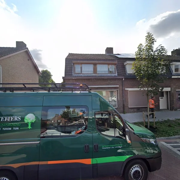 Straatbeeld van Dwarsstraat 16, 5666BD Geldrop