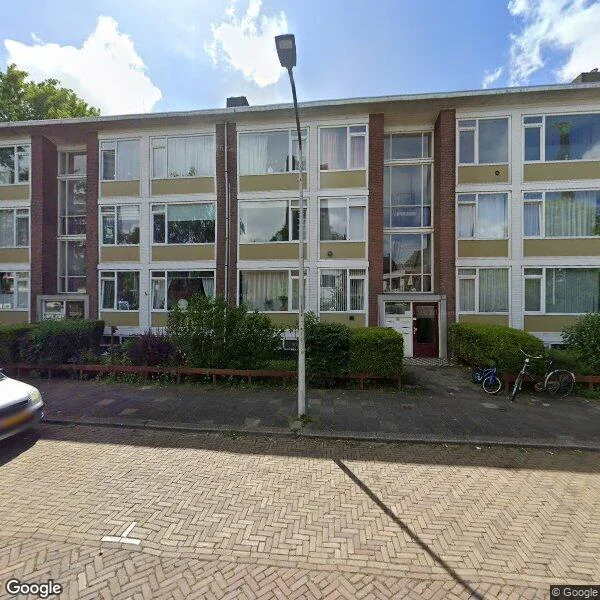 Straatbeeld van Eduard van Beinumstraat 75, 2324KN Leiden