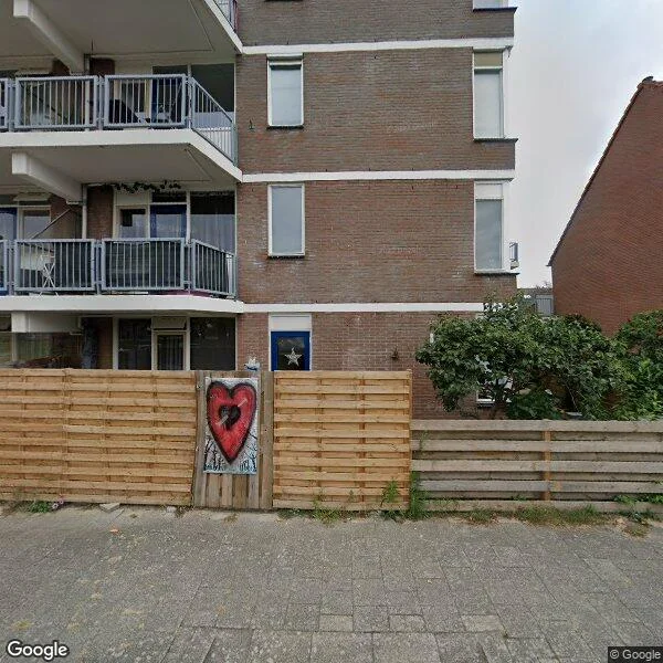 Straatbeeld van Eek 104, 1274GP Huizen