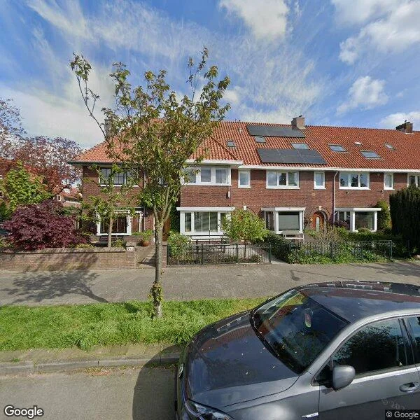 Straatbeeld van Eemnesserweg 247, 1223GG Hilversum
