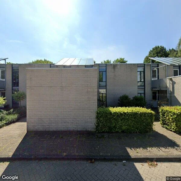 Straatbeeld van Eemplein 15, 1316GX Almere