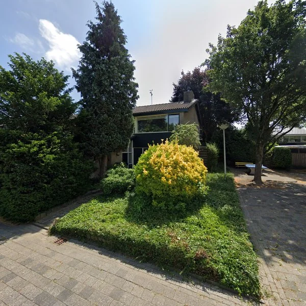 Straatbeeld van Eenlandsweg 86, 4661LL Halsteren
