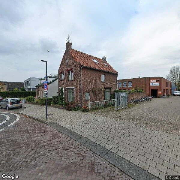 Straatbeeld van Eerste Zeine 118, 5144AM Waalwijk