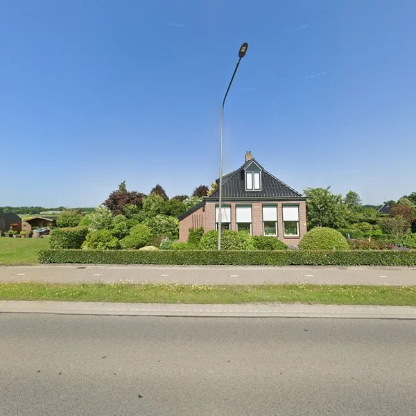 Straatbeeld van Eesveenseweg 71, 8347JC Eesveen