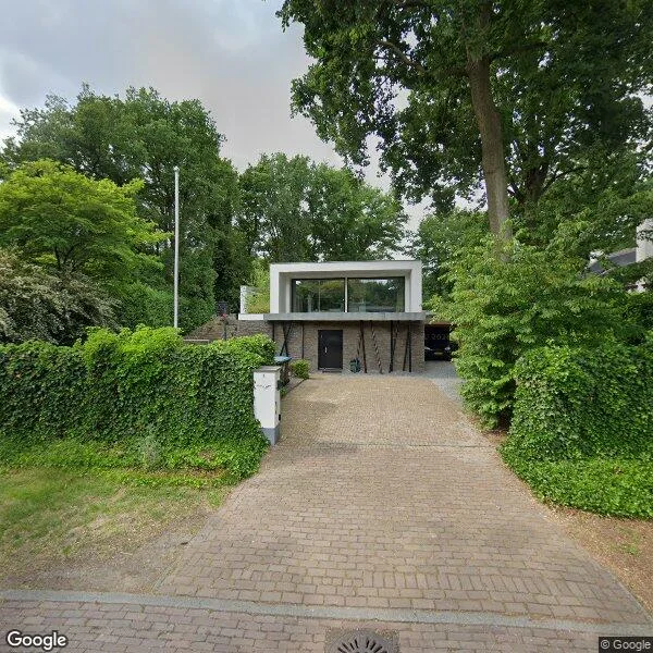 Straatbeeld van Eikenheuveldreef 6, 5263EM Vught