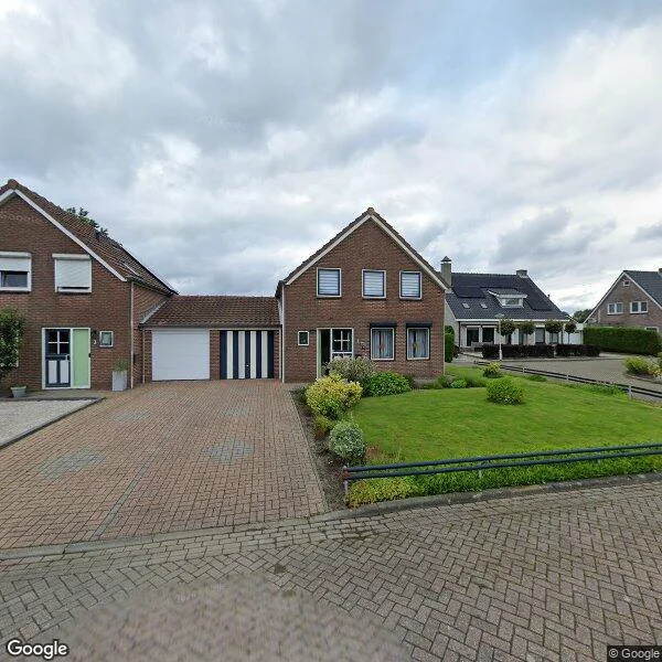 Straatbeeld van Eikenhof 5, 4581DA Vogelwaarde