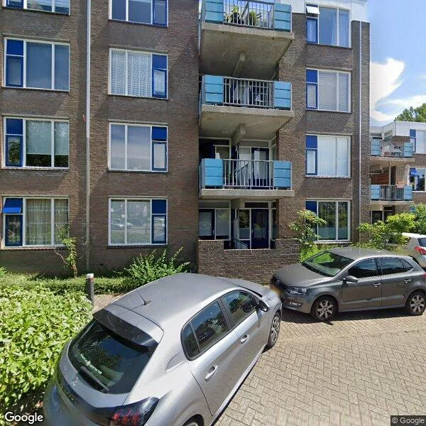 Straatbeeld van Eikenhorst 417, 2402RZ Alphen aan den Rijn