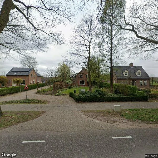 Straatbeeld van Eikenlaan 21, 5453RT Langenboom