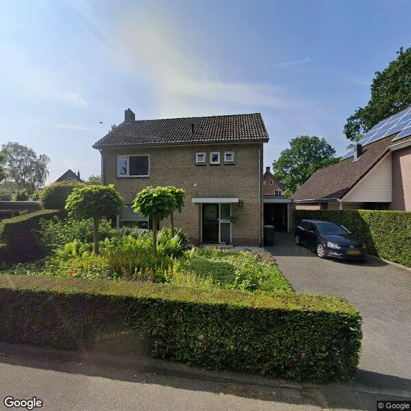 Straatbeeld van Eikenlaan 35, 3851PS Ermelo