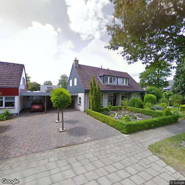 Straatbeeld van Eikenlaan 4, 7611AX Aadorp