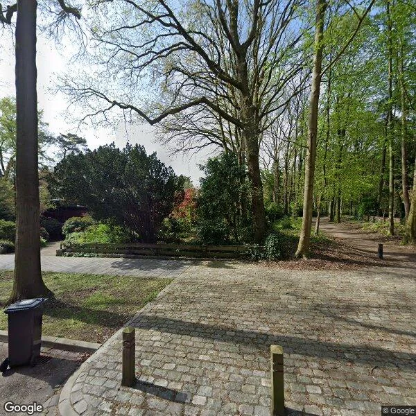 Straatbeeld van Eikenlaan 42D, 1213SK Hilversum