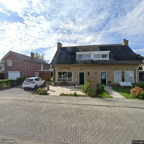 Straatbeeld van Eikenstraat 1, 4505AD Zuidzande
