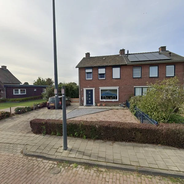 Straatbeeld van Einighauserweg 19, 6143BN Guttecoven