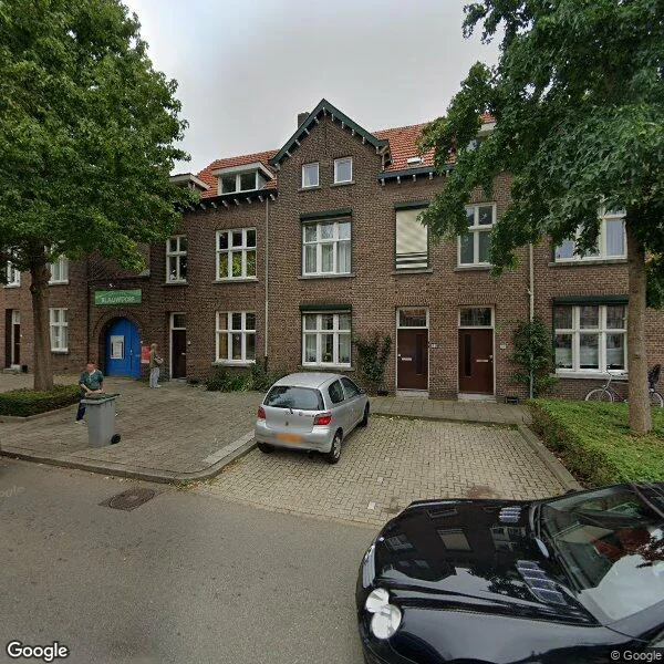 Straatbeeld van Elisabeth Strouvenlaan 55, 6214AX Maastricht