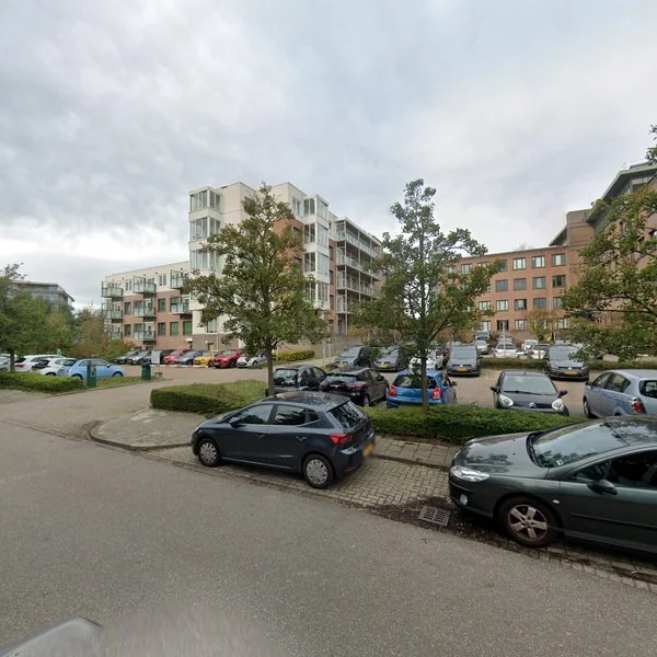 Straatbeeld van Elisabethhof 127, 2353EV Leiderdorp