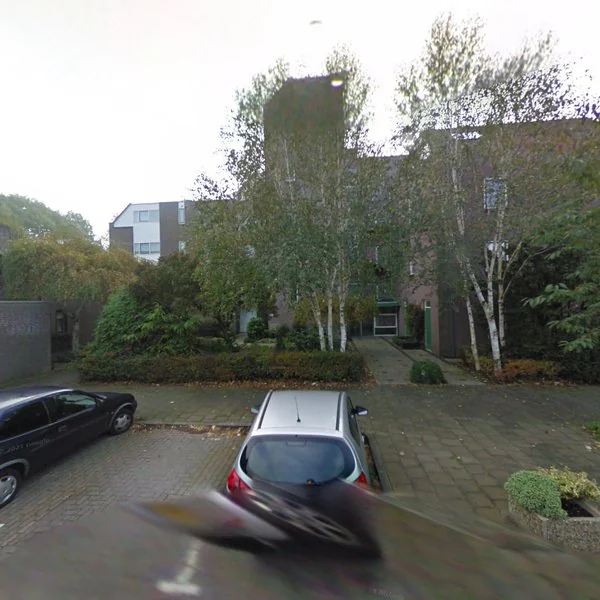 Straatbeeld van Elzekrulzoom 53, 2403SJ Alphen aan den Rijn
