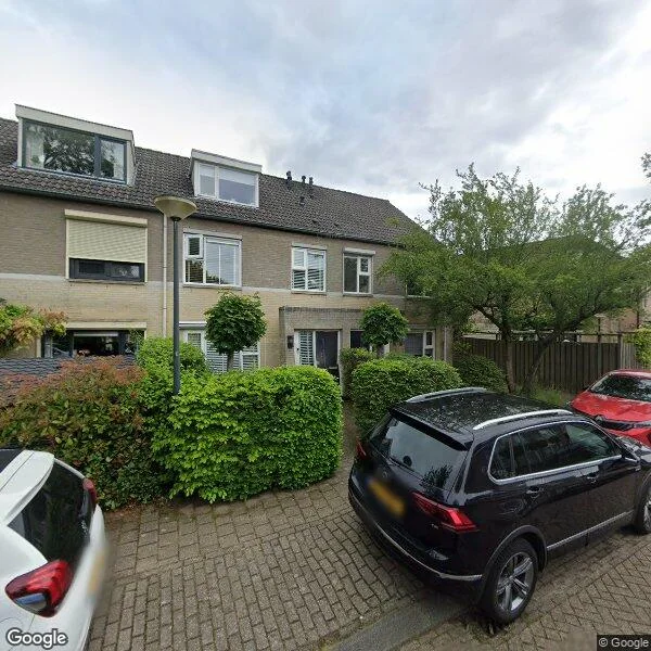 Straatbeeld van Elzendreef 2, 4851BJ Ulvenhout