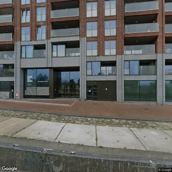 Straatbeeld van Elzenhagensingel 261E, 1022LA Amsterdam