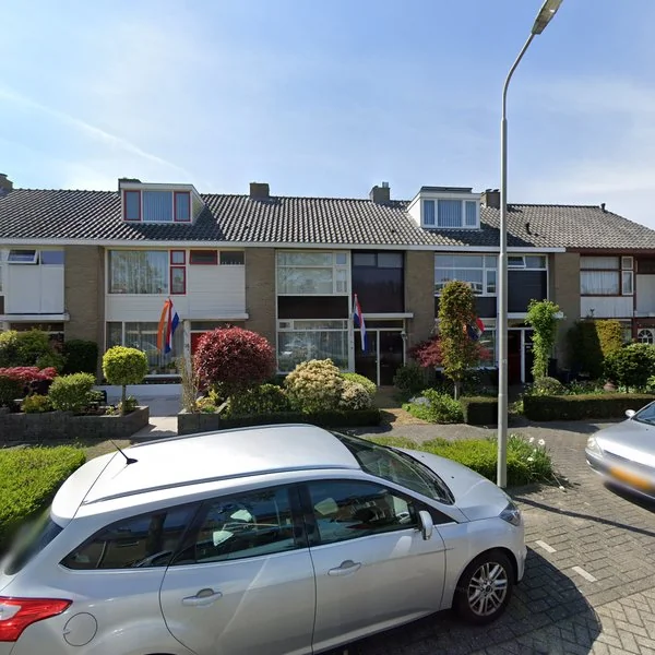 Straatbeeld van Elzenhof 16, 2631GH Nootdorp