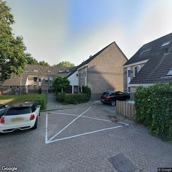 Straatbeeld van Elzenhof 20, 2382EV Zoeterwoude