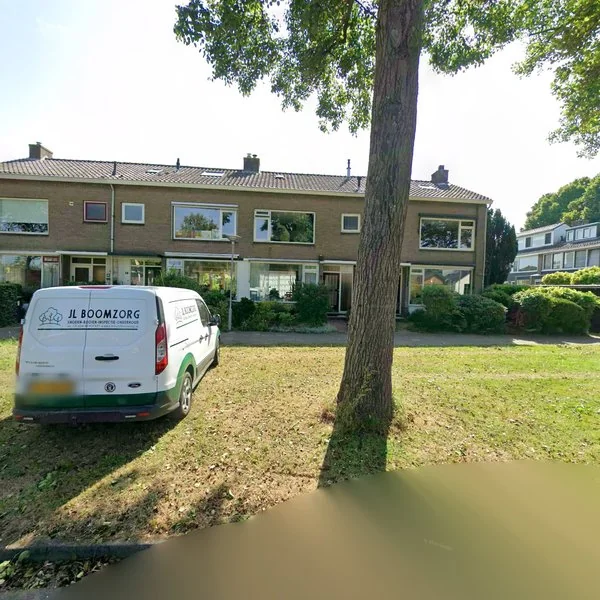Straatbeeld van Elzenlaan 16, 3319XB Dordrecht