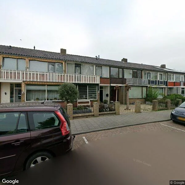 Straatbeeld van Elzenlaan 19, 3181BG Rozenburg