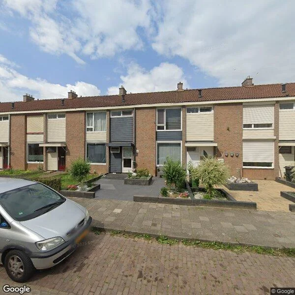 Straatbeeld van Elzenstraat 27, 5922CH Venlo