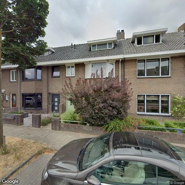 Straatbeeld van Emmalaan 14, 4532AB Terneuzen
