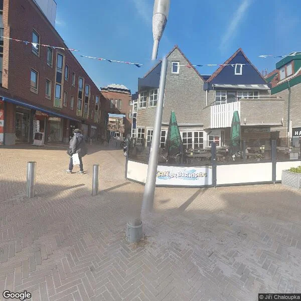 Straatbeeld van Emmaplein 18, 2225BK Katwijk