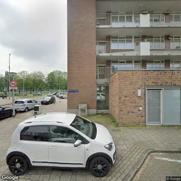 Straatbeeld van Emmikhovenstraat 77, 1069DJ Amsterdam