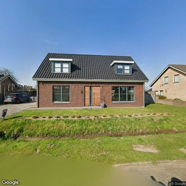 Straatbeeld van Engstraat 5, 5396PR Lithoijen