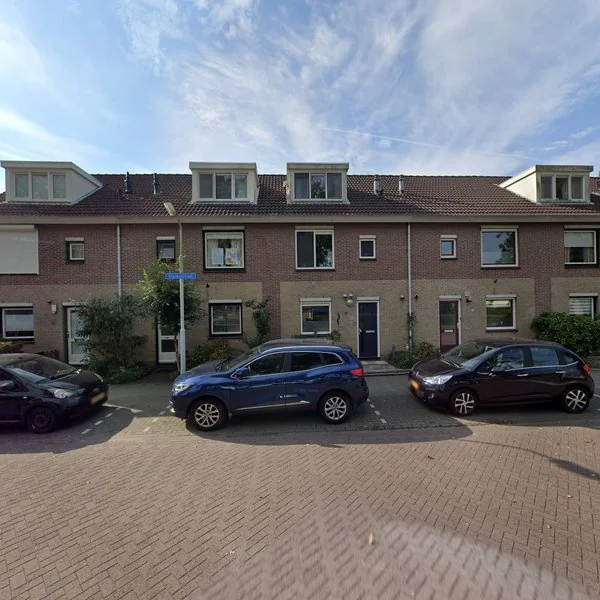Straatbeeld van Erasmusstraat 7, 1561KD Krommenie