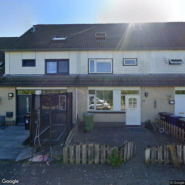 Straatbeeld van Erik Satiestraat 12, 1323SN Almere