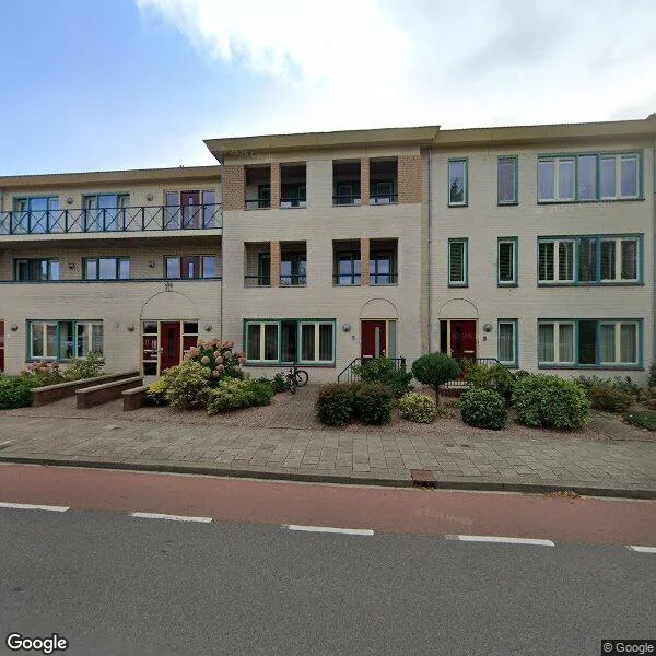 Straatbeeld van Erkenkamp 15, 5931BR Tegelen