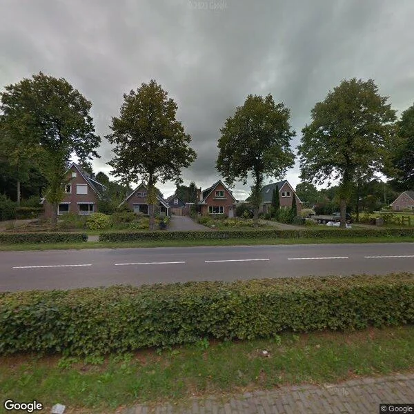 Straatbeeld van Ermerweg 128, 7812BH Emmen