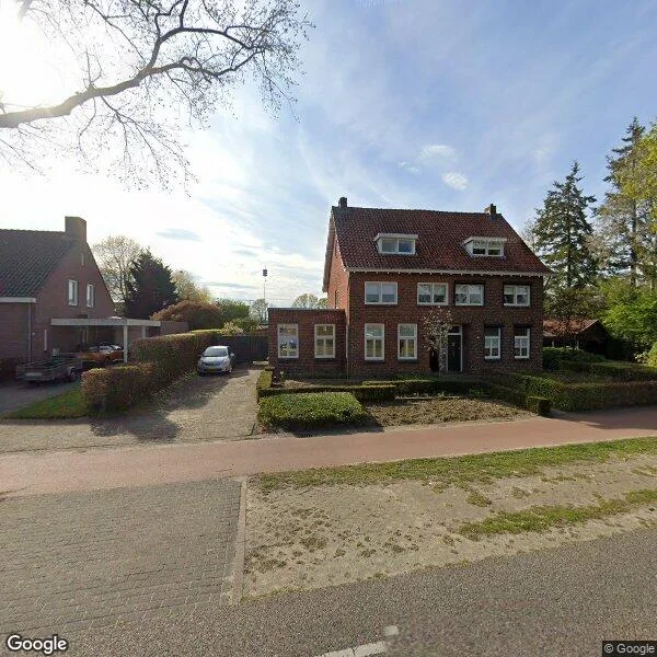Straatbeeld van Esbeekseweg 18, 5085EB Esbeek