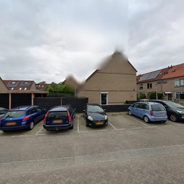 Straatbeeld van Esdoornlaan 10, 2181KD Hillegom
