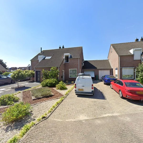 Straatbeeld van Esdoornlaan 6, 6077CP Sint Odiliënberg