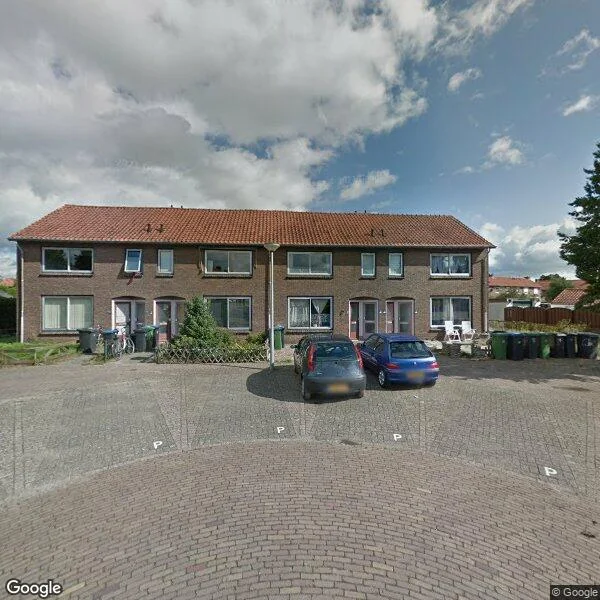 Straatbeeld van Esdoornstraat 48, 4001ZJ Tiel