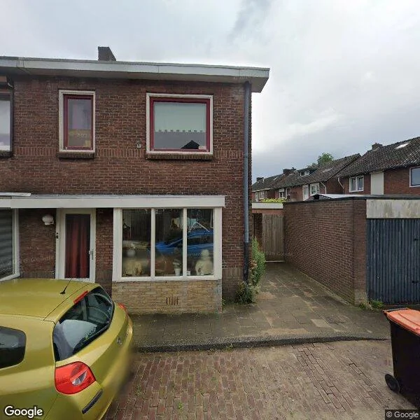 Straatbeeld van Esdoornstraat 75, 7545HL Enschede